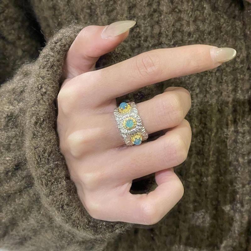 Light Luxury High-Grade Buchilati Style Blue Crystal Daisy Ring Women Niche Design Versatile Exquisite Retro Index Finger Ring