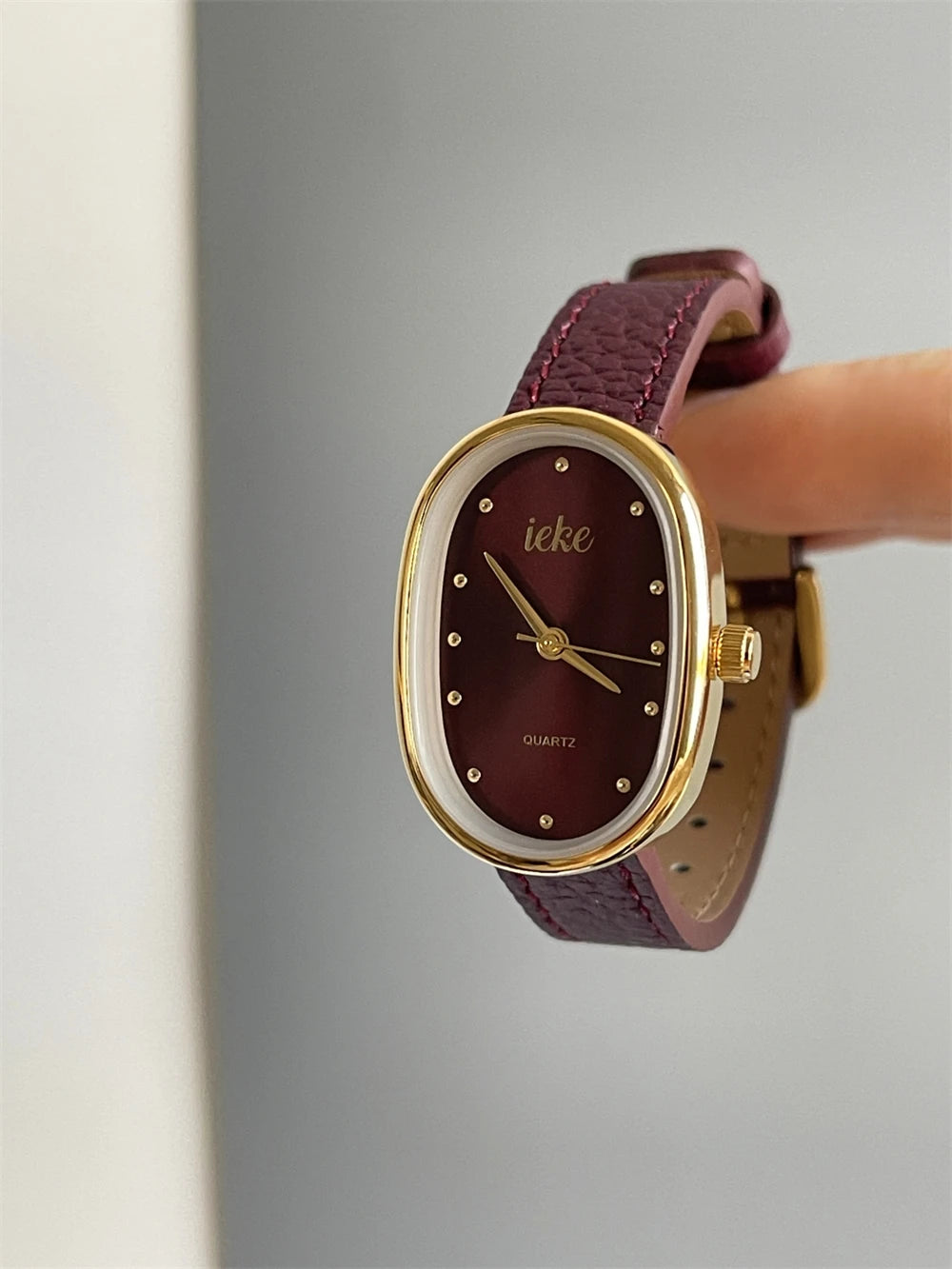Stylish Temperament Women's Watch Chic Retro Personalized Exquisite Quartz Watch for Women Relojes Para Mujer