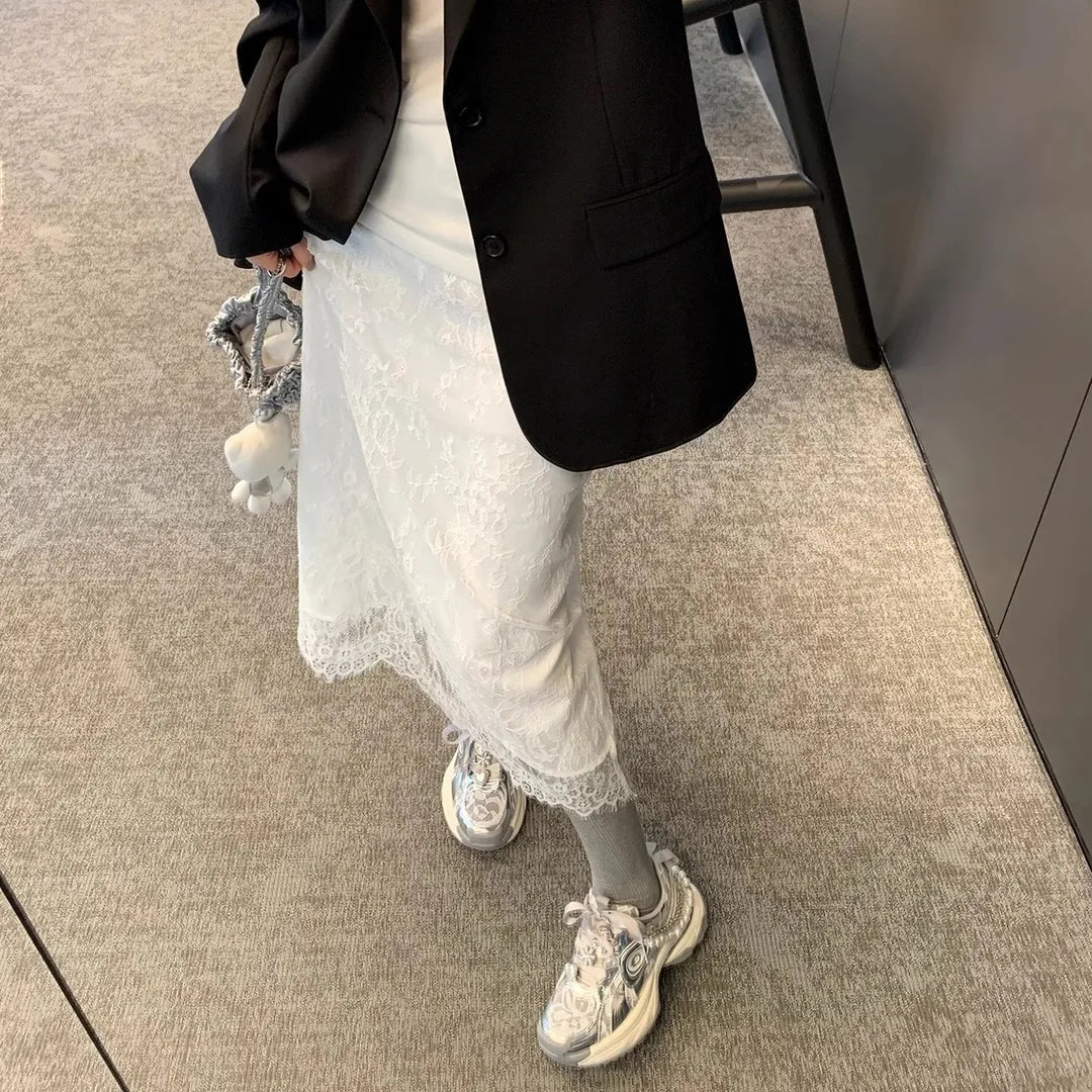 New Retro Thick Sole Casual Sports Shoes for Women's Fashion Diamond Buckle Pearl Chain Dad Shoes