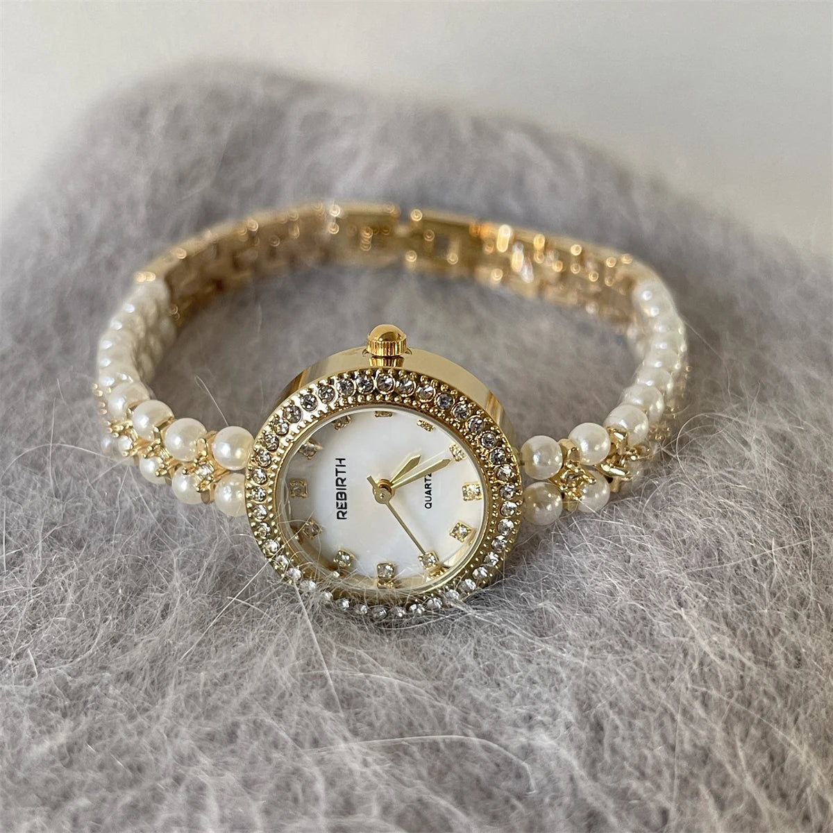 Stylish Temperament Women's Watch Chic Retro Personalized Exquisite Quartz Watch for Women Relojes Para Mujer