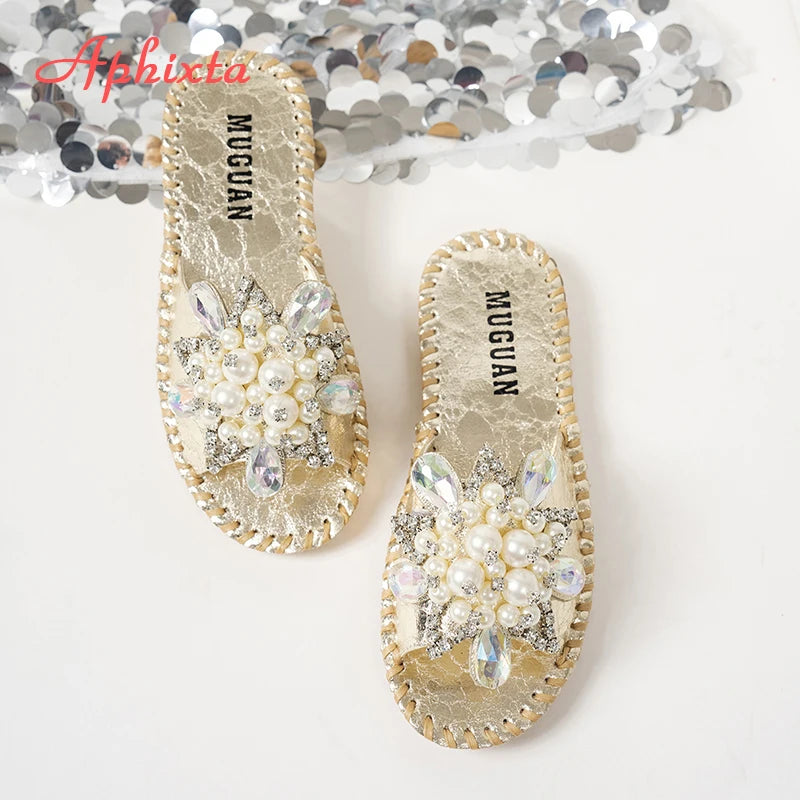 Aphixta New Gold Crystal Flower Slippers Women Summer Round Toe Shoes Outdoor Flat Heel Bling Slides Big Size43 Luxury Flip Flop