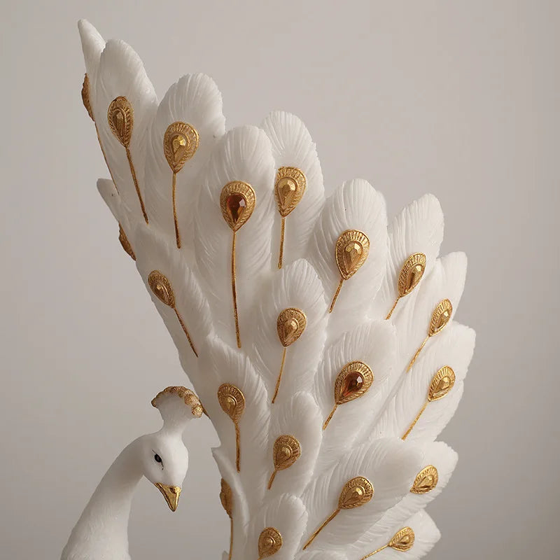 Nordic Modern Art Peacock Decorative Vase Ornament for Living Room TV Cabinet Homestay Model Room Display Home Decor