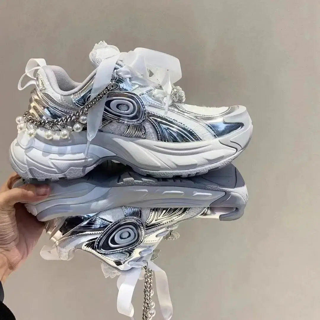 New Retro Thick Sole Casual Sports Shoes for Women's Fashion Diamond Buckle Pearl Chain Dad Shoes