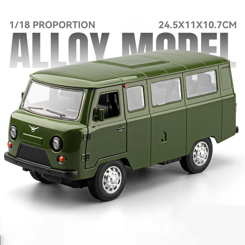 1:18 Russian UAZ TRAVELER BUS Alloy Model Car Toy Diecasts Metal Casting Pull Back Sound and Light Car Toys For Children Vehicle