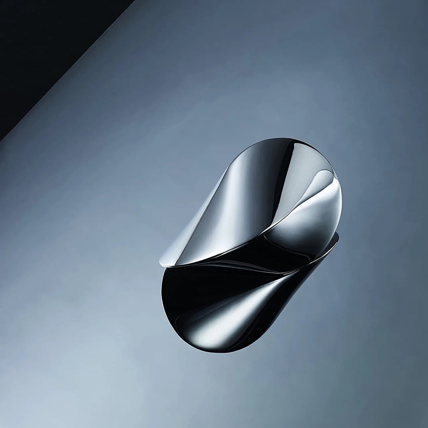 Oloid Elegant Desktop Fidget Toy Anti-Stress Sculpture Influenced Mathematical Geometric Hypnotic Motion For Professionals