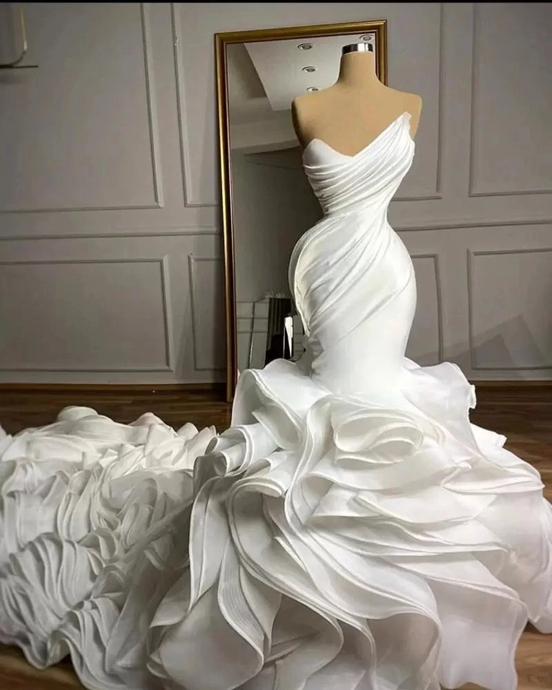 Elegant Mermaid Wedding Dresses Sweetheart Pleat Ruffles Tiered Skirt Organza Chapel Train Formal Bridal Gowns Customized
